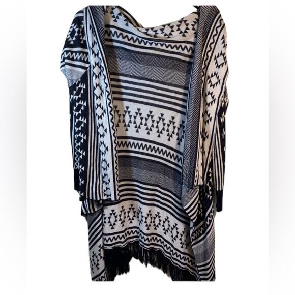 Maddison long sleeve Black Fringe Cardigan Sweater M - Picture 1 of 10